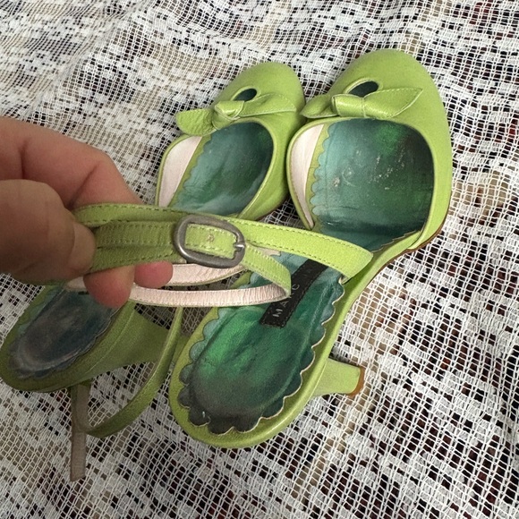 Marc Jacobs Y2K Lime Green Bow Accent Heels, Size 7.5 - Picture 14 of 15